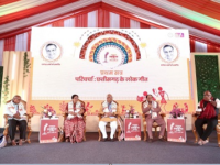 लोक साहित्य जन–जीवन की गहरी अनुभूतियों से उपजा समृद्ध साहित्य