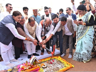 मुख्यमंत्री ने चित्रोत्पला फिल्म सिटी का किया भूमिपूजन