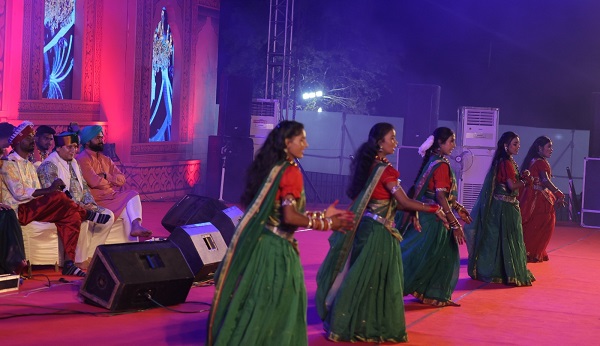 लोकप्रयाग मंच