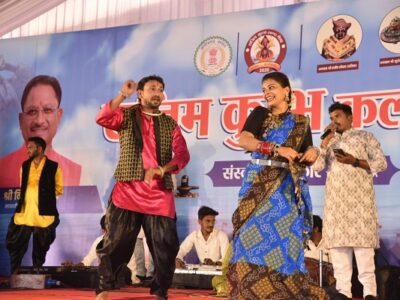 लोकनृत्य और भजनों ने बढ़ाई मेले की रौनक